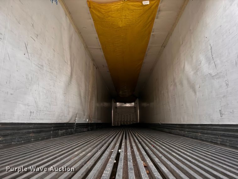 image for item EA7028 2013 Great Dane SUP-1114-31053 refrigerated van trailer