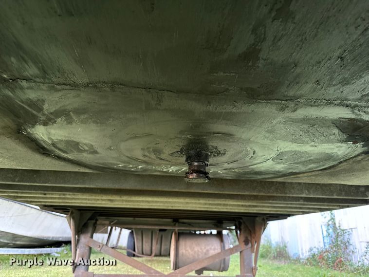 image for item EA7028 2013 Great Dane SUP-1114-31053 refrigerated van trailer