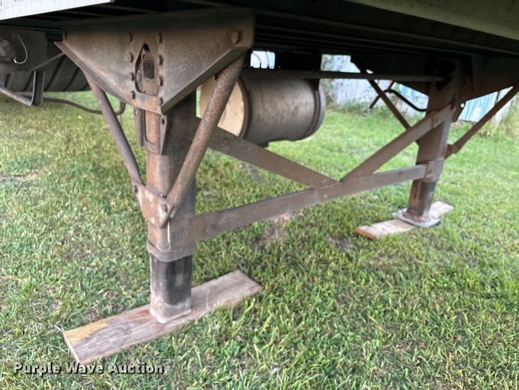 image for item EA7028 2013 Great Dane SUP-1114-31053 refrigerated van trailer