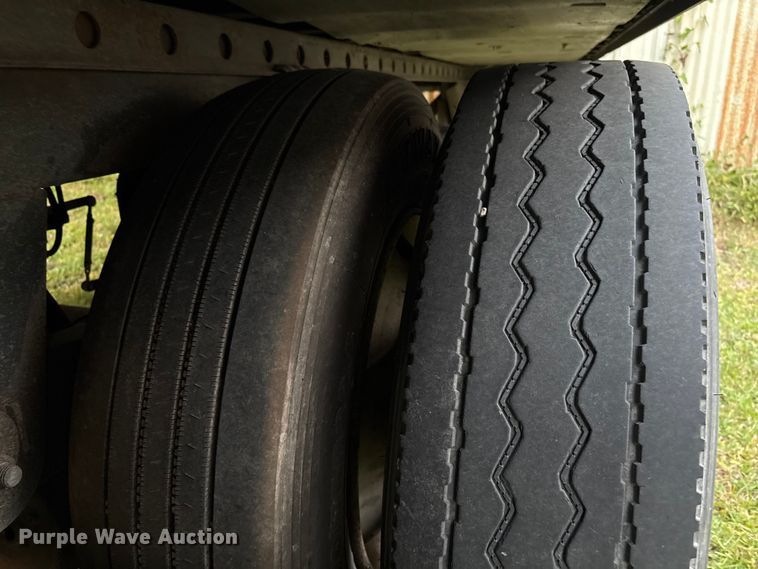 image for item EA7028 2013 Great Dane SUP-1114-31053 refrigerated van trailer