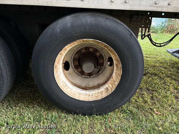 image for item EA7028 2013 Great Dane SUP-1114-31053 refrigerated van trailer