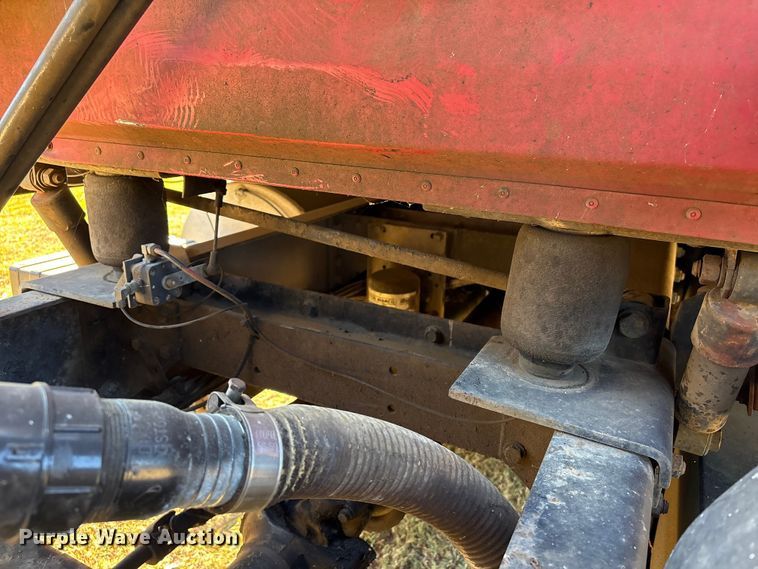 image for item EA7041 1996 Volvo tank truck