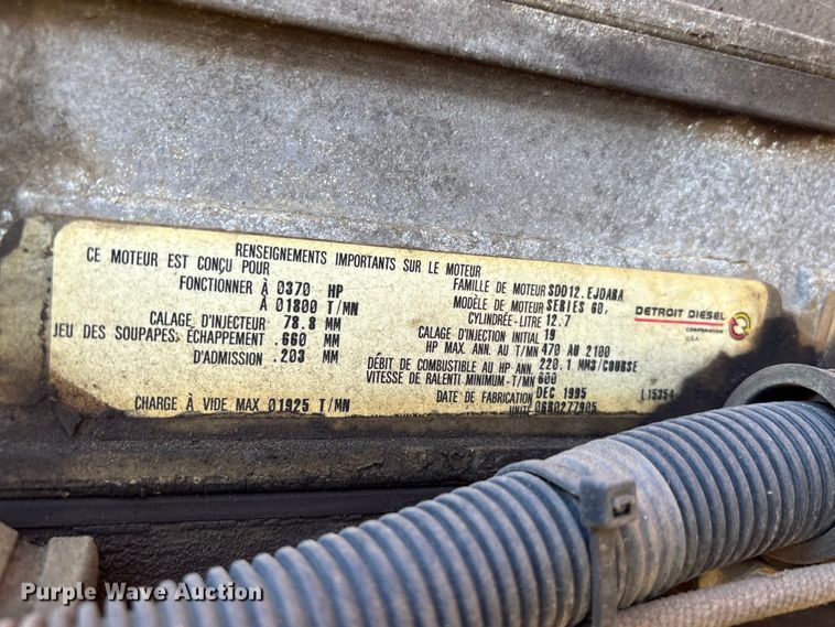 image for item EA7041 1996 Volvo tank truck