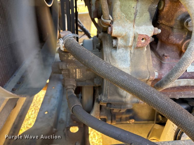 image for item EA7041 1996 Volvo tank truck