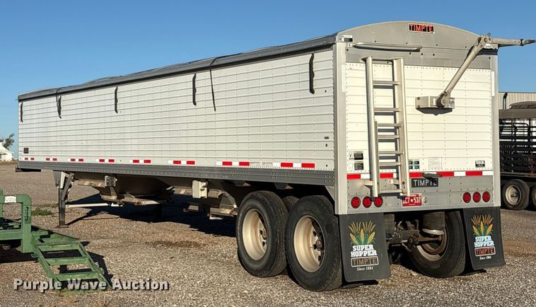 image for item EA7701 2016 Timpte Super Hopper grain trailer