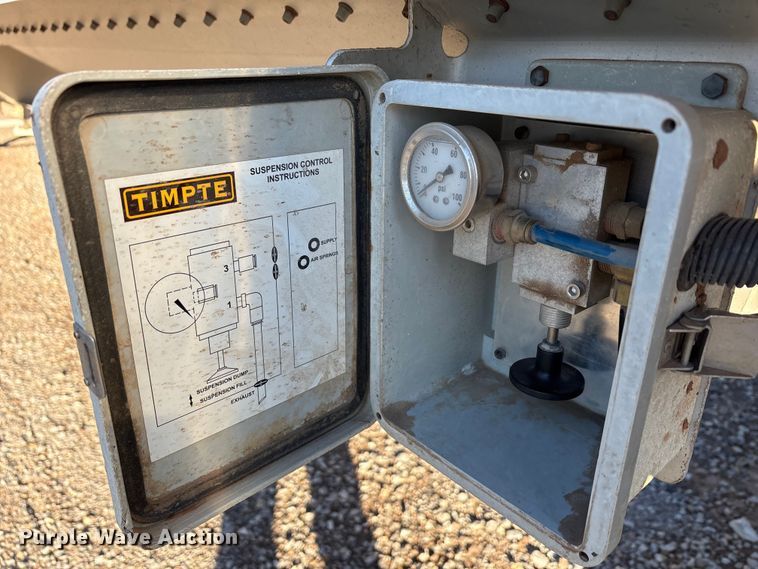 image for item EA7701 2016 Timpte Super Hopper grain trailer