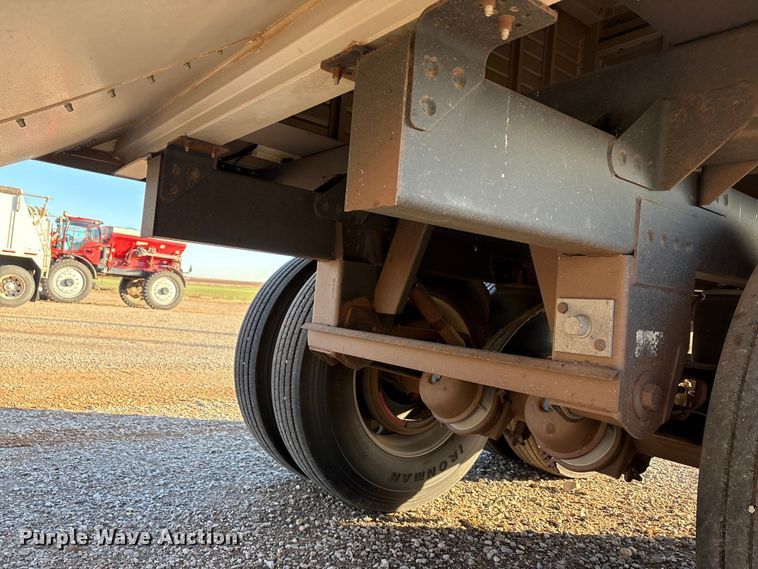 image for item EA7701 2016 Timpte Super Hopper grain trailer