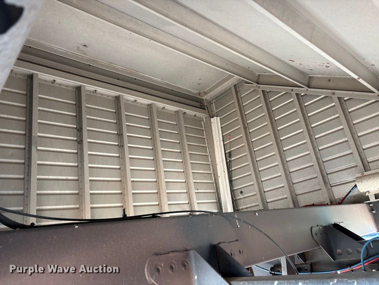 image for item EA7701 2016 Timpte Super Hopper grain trailer