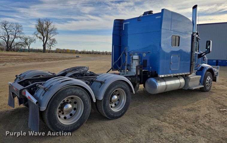 CAMIóN CAMAROTE 2016 PETERBILT