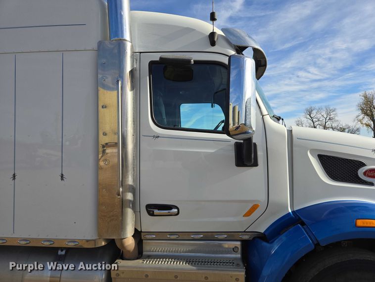 image for item EB1150 2016 Peterbilt 567 semi truck