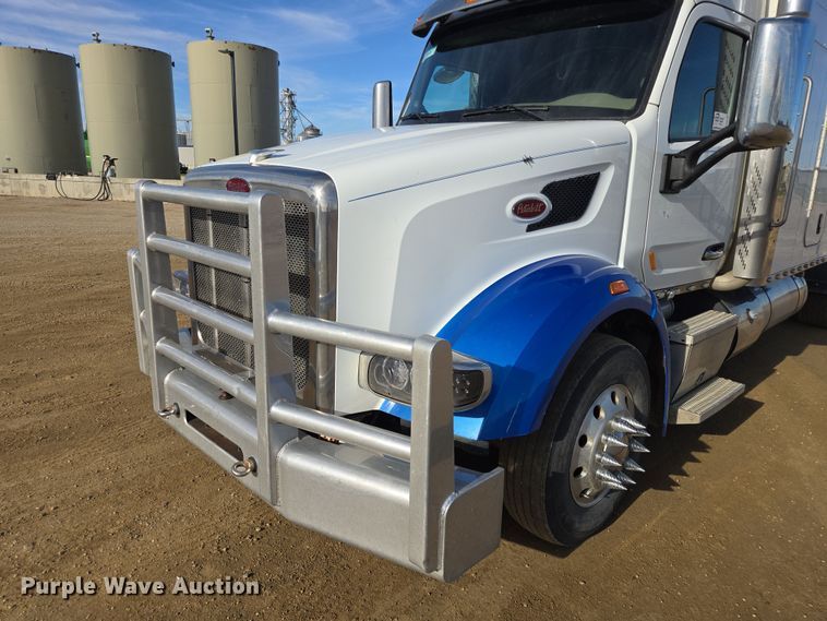image for item EB1150 2016 Peterbilt 567 semi truck