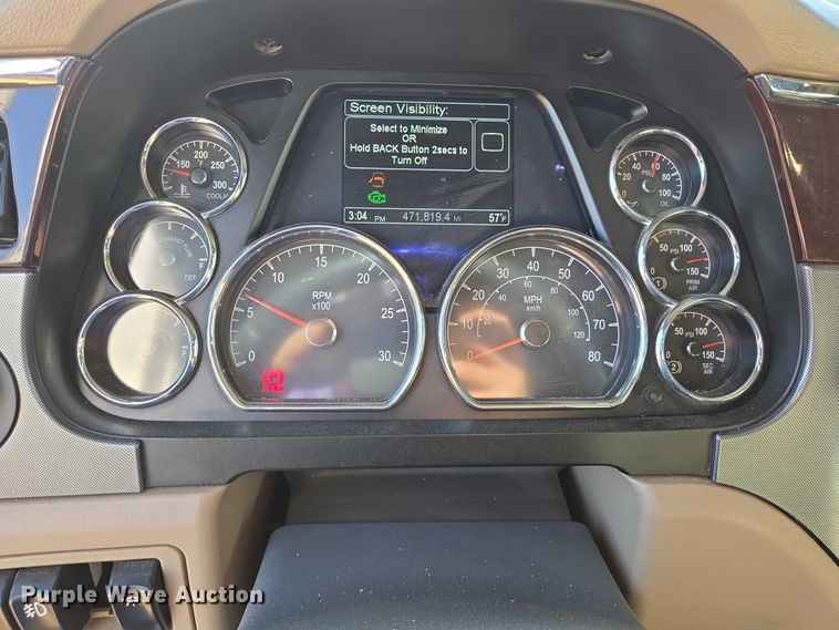 image for item EB1150 2016 Peterbilt 567 semi truck