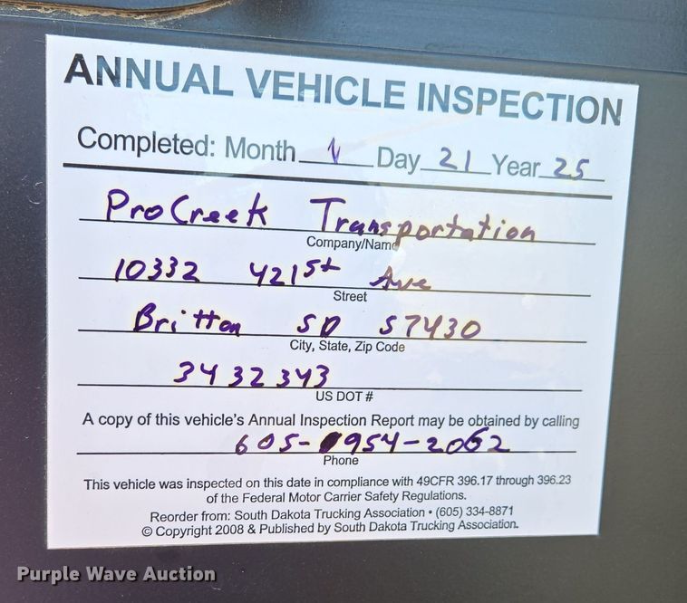 image for item EB1152 2016 Peterbilt 567 semi truck