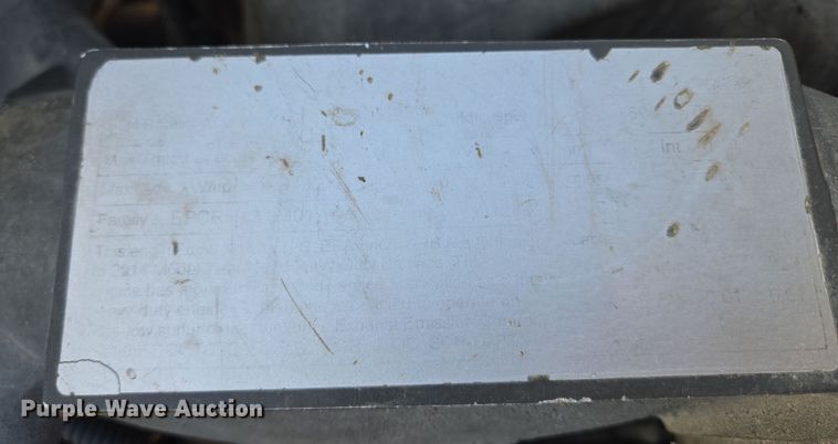 image for item EB1152 2016 Peterbilt 567 semi truck