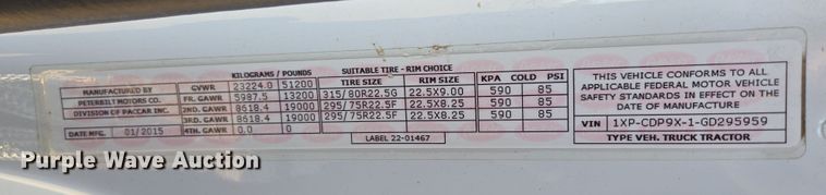 image for item EB1152 2016 Peterbilt 567 semi truck