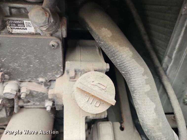 image for item EB8418 2013 Peterbilt 386 semi truck