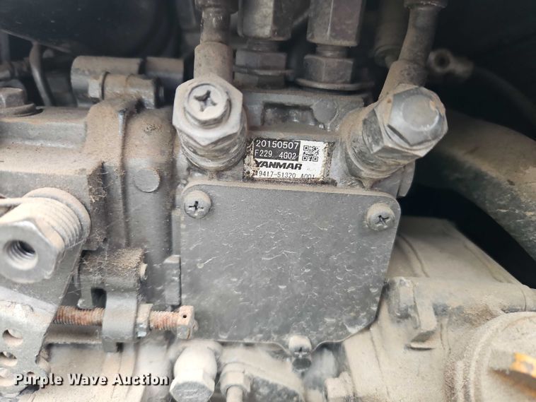 image for item EB8418 2013 Peterbilt 386 semi truck