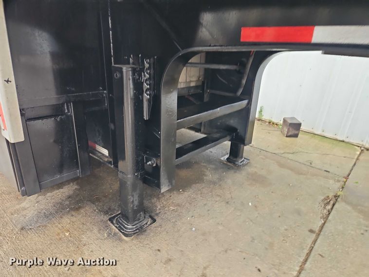 image for item EB8419 2017 Transcraft drop deck equipment trailer