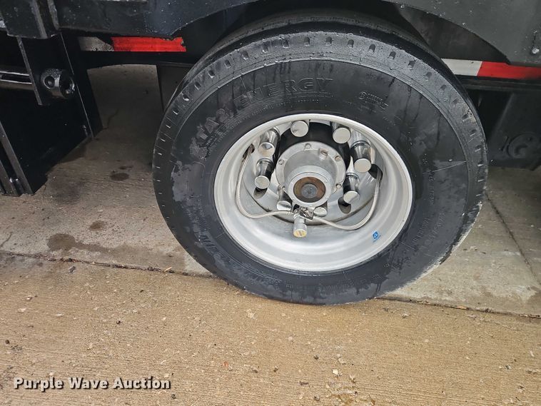 image for item EB8419 2017 Transcraft drop deck equipment trailer