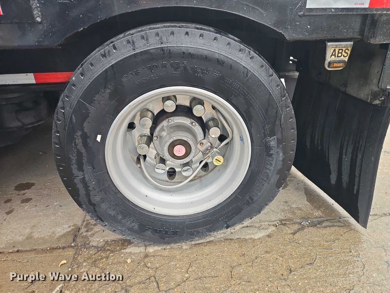 image for item EB8419 2017 Transcraft drop deck equipment trailer