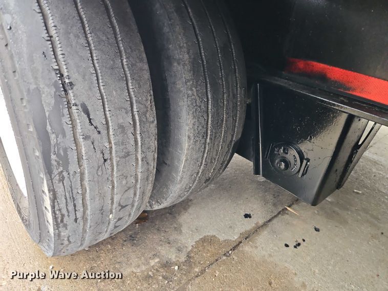 image for item EB8419 2017 Transcraft drop deck equipment trailer