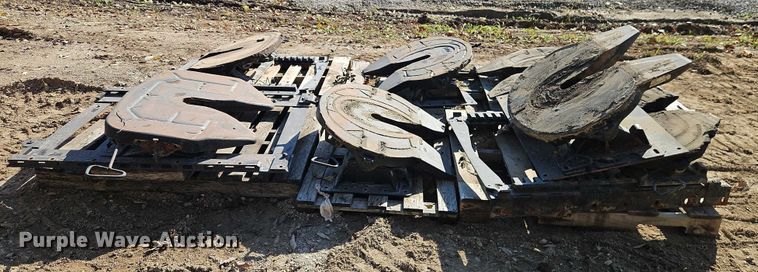 image for item EB8430 (7) king pin hitches