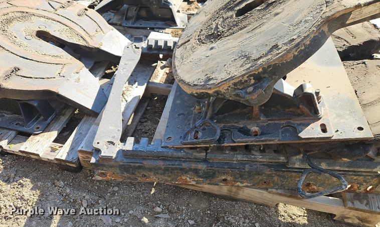 image for item EB8430 (7) king pin hitches