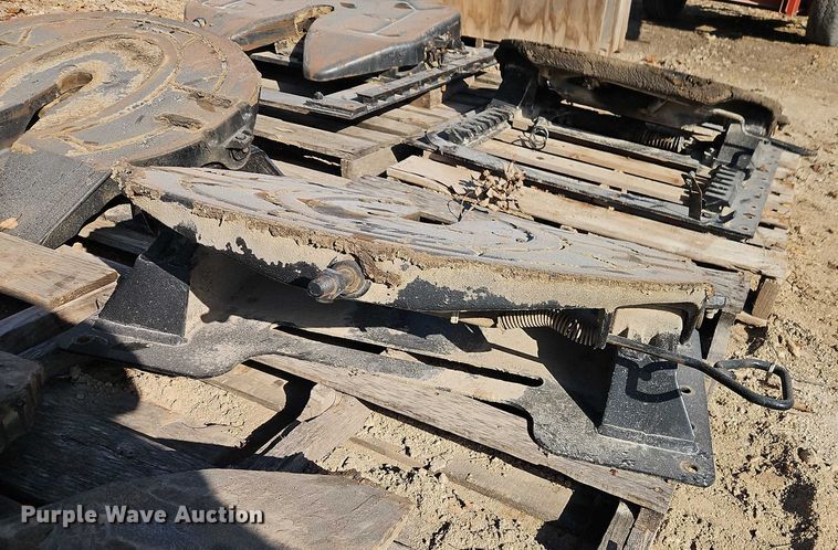 image for item EB8430 (7) king pin hitches