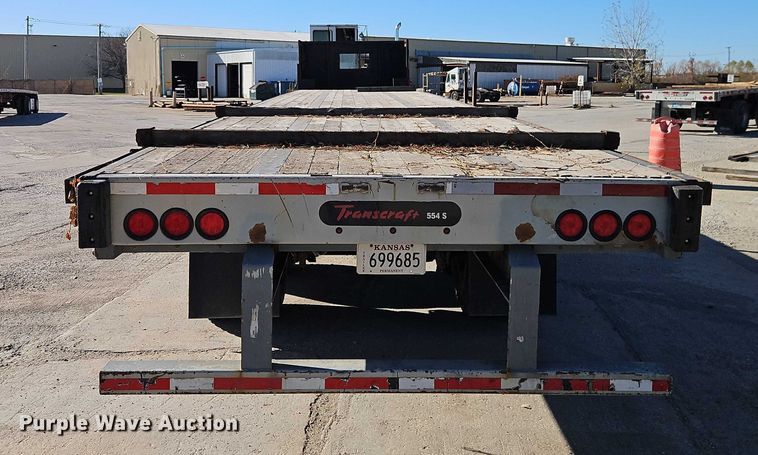 image for item EB8454 2017 Transcraft extendable flatbed trailer