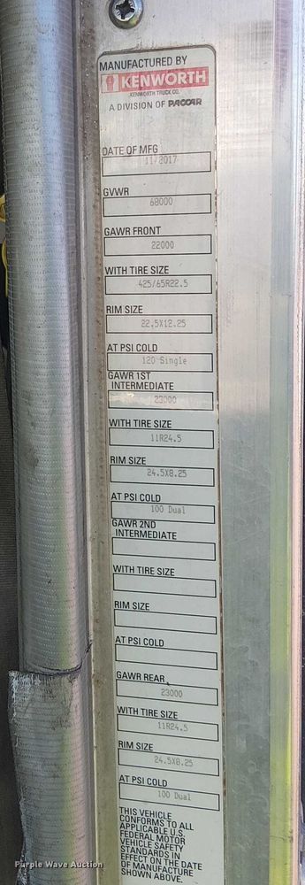 image for item EC1236 2018 Kenworth T8 Series semi truck