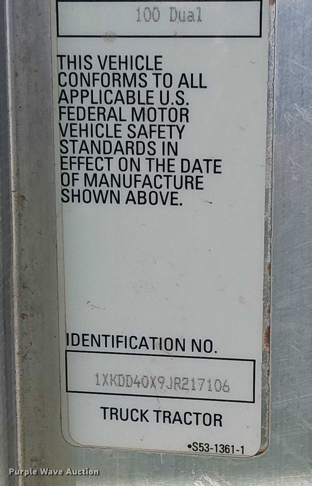 image for item EC1236 2018 Kenworth T8 Series semi truck