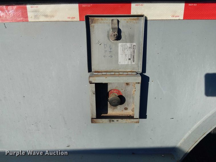 image for item EC1274 2006 Trail-Eze drop deck equipment trailer