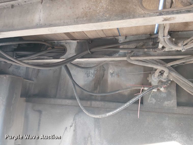 image for item EC1274 2006 Trail-Eze drop deck equipment trailer