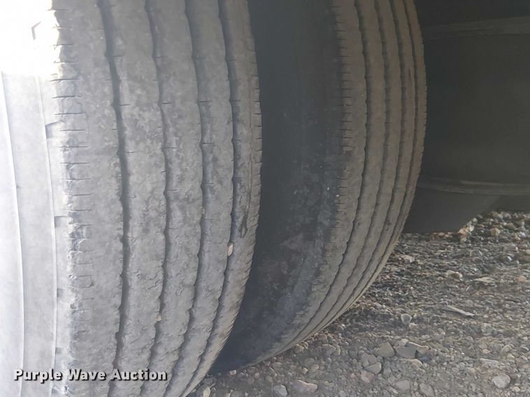 image for item EC1274 2006 Trail-Eze drop deck equipment trailer