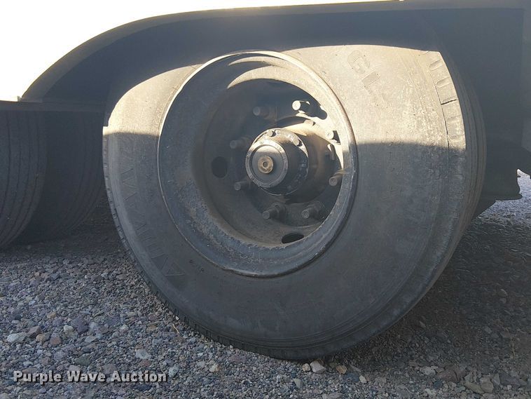 image for item EC1274 2006 Trail-Eze drop deck equipment trailer