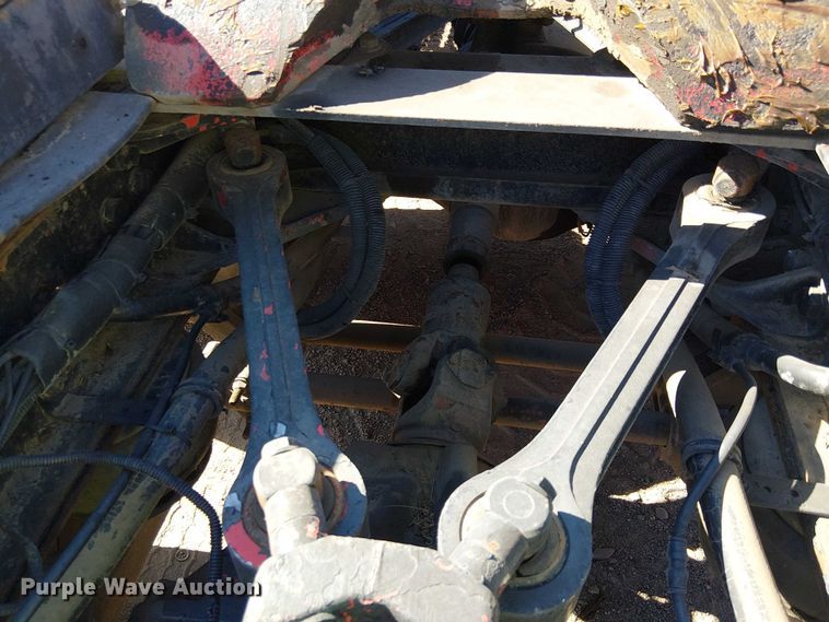 image for item EC1308 2004 Kenworth W900 semi truck