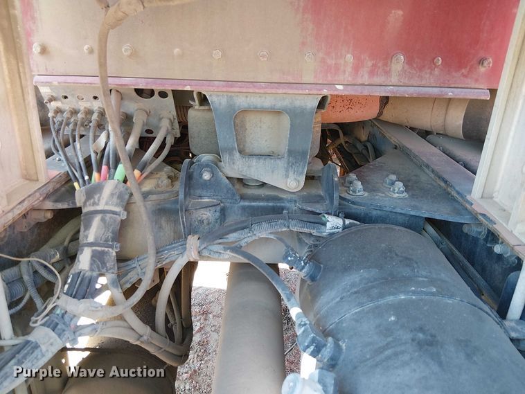 image for item EC1308 2004 Kenworth W900 semi truck