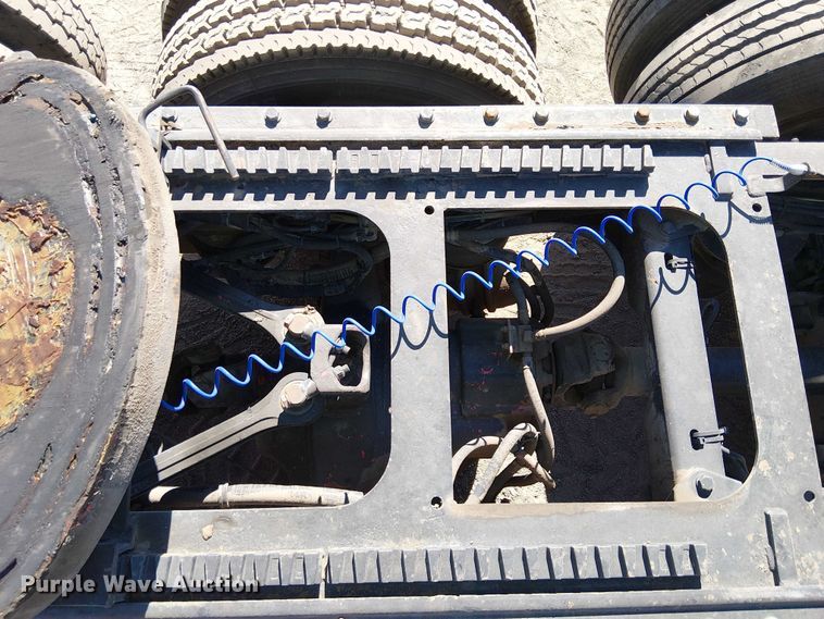 image for item EC1308 2004 Kenworth W900 semi truck