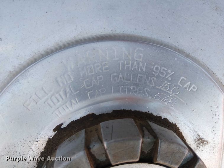 image for item EC1308 2004 Kenworth W900 semi truck