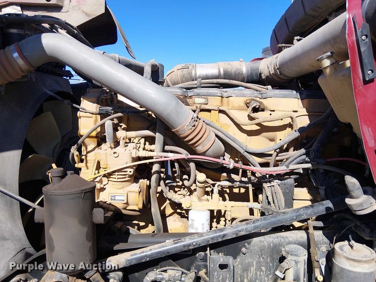 image for item EC1308 2004 Kenworth W900 semi truck