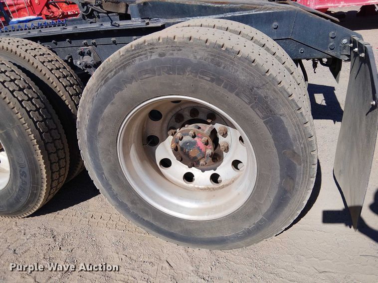 image for item EC1308 2004 Kenworth W900 semi truck