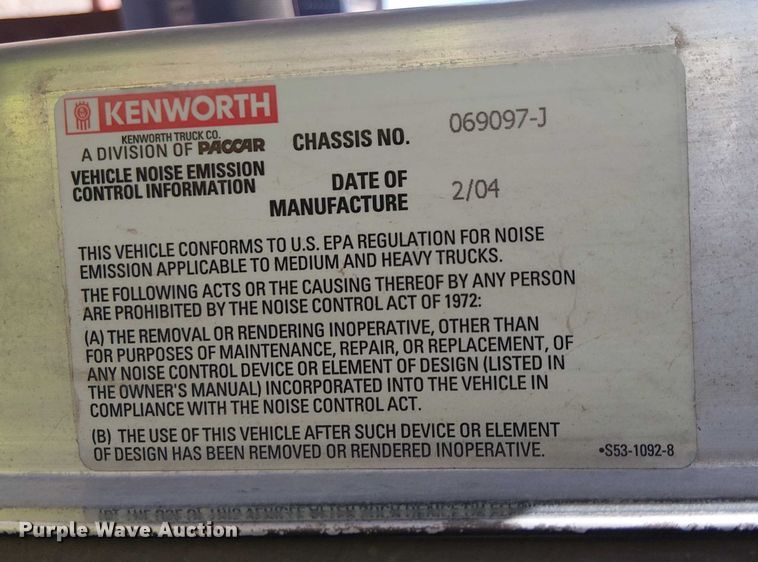 image for item EC1308 2004 Kenworth W900 semi truck