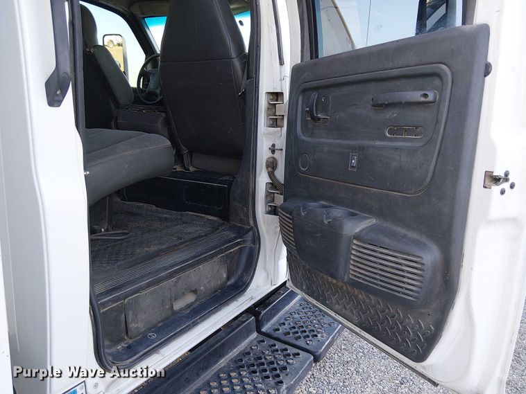 image for item EC1319 2008 Chevrolet C4500 utility / service truck