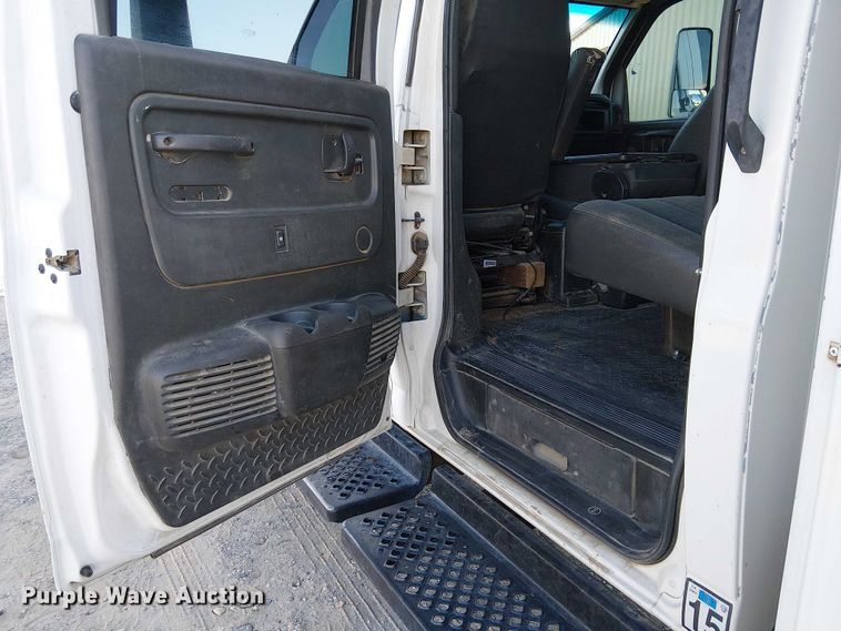image for item EC1319 2008 Chevrolet C4500 utility / service truck