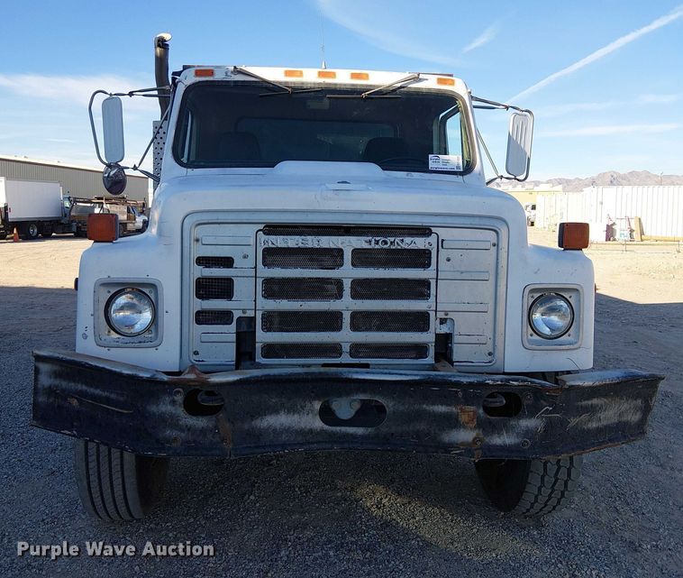 image for item EC1320 1985 International 1954 dump truck