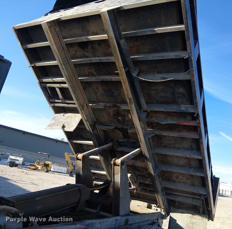 image for item EC1320 1985 International 1954 dump truck