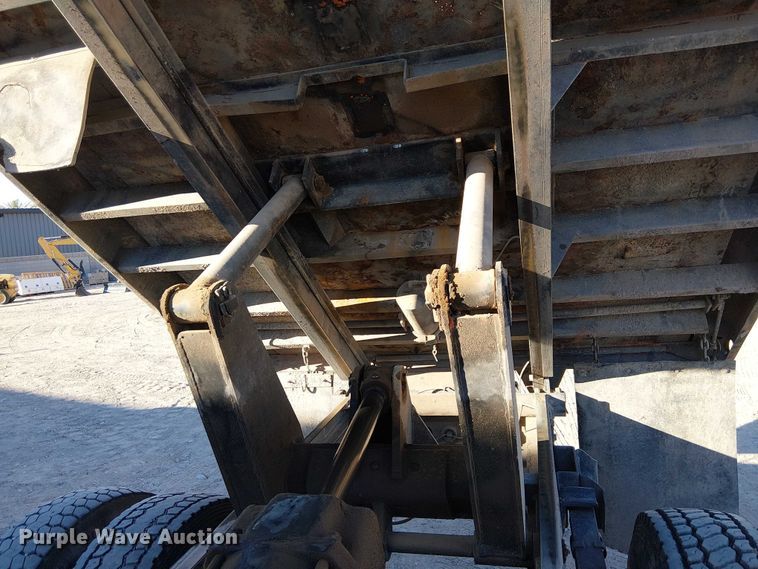 image for item EC1320 1985 International 1954 dump truck