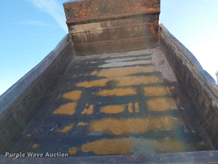 image for item EC1320 1985 International 1954 dump truck