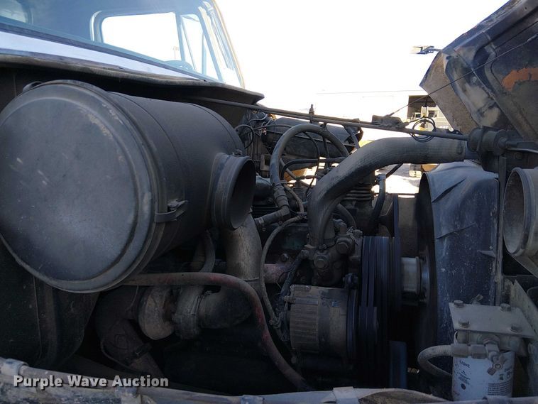 image for item EC1320 1985 International 1954 dump truck