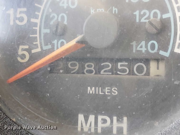 image for item EC1320 1985 International 1954 dump truck